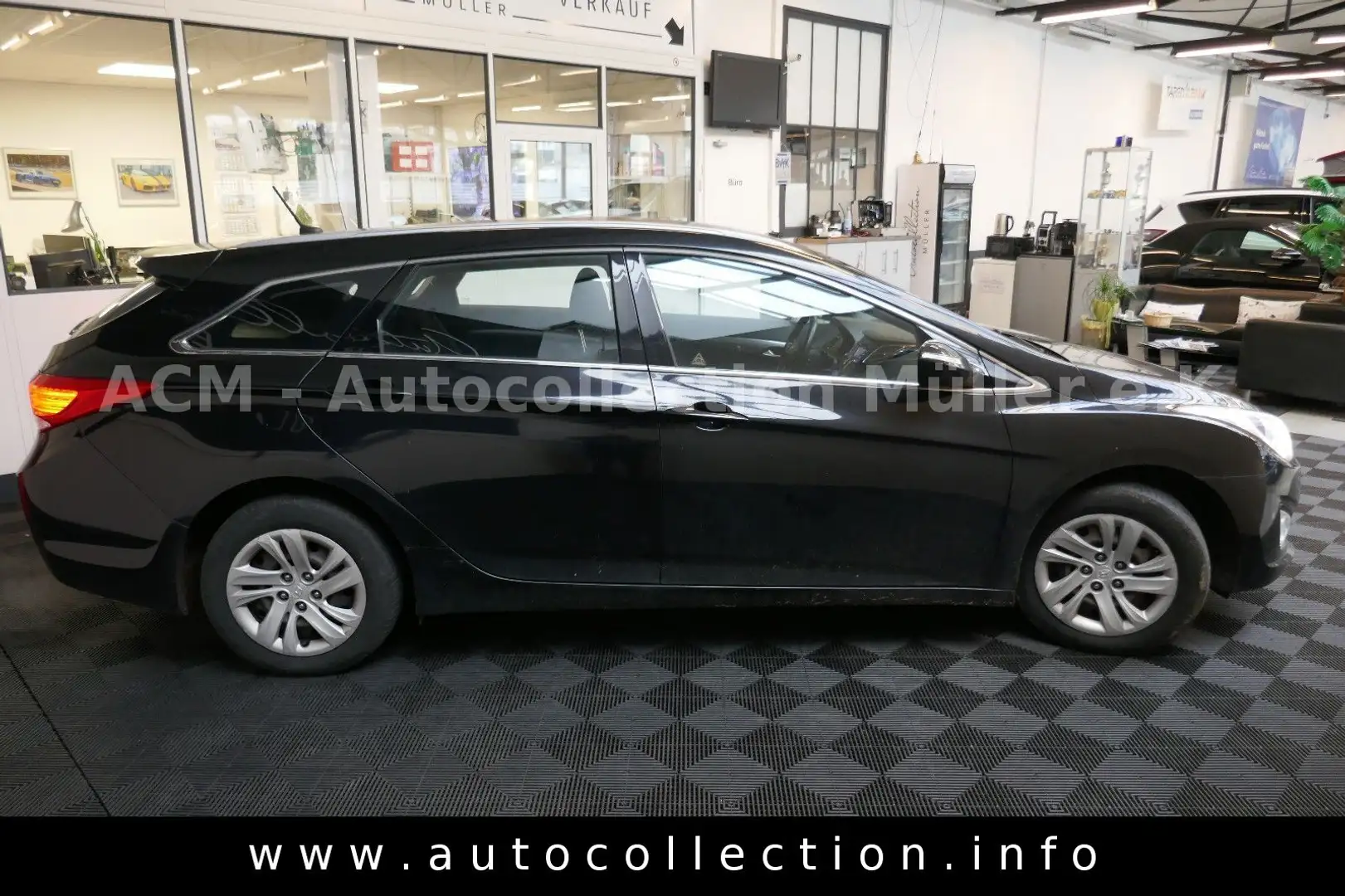 Hyundai i40 cw Comfort*Klima*FSE*TÜV03/26*Allwetter*NSW* Schwarz - 2