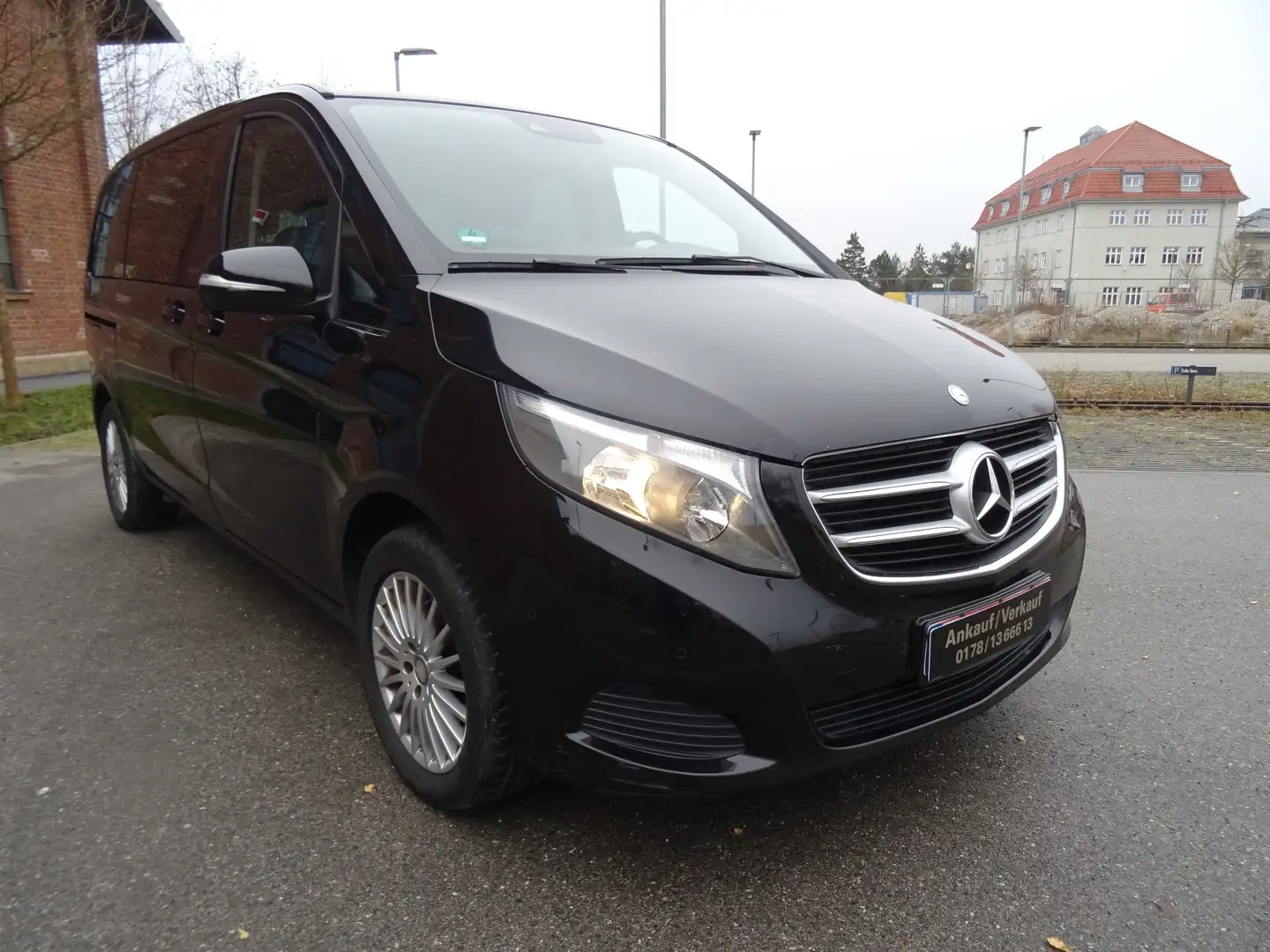 Mercedes-Benz V 220 V 220 CDI/d/BT/EDITION-Euro6-Top-Ausst. 6-Sitzer Noir - 1