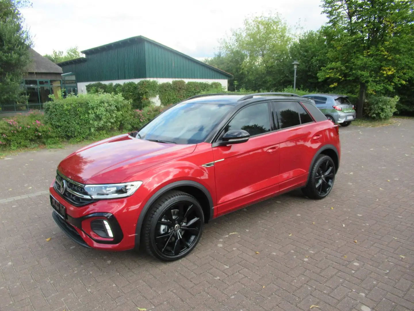 Volkswagen T-Roc R-Line 1,5 TSI DSG LED PDC KAMERA AHZ LED Rot - 2