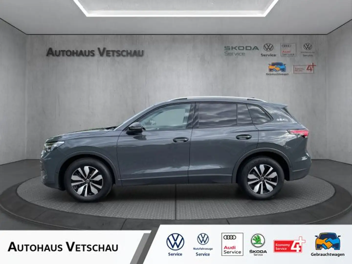 Volkswagen Tiguan Goal 2.0 TDI DSG LED/Navi/AHK/Area View Gris - 1
