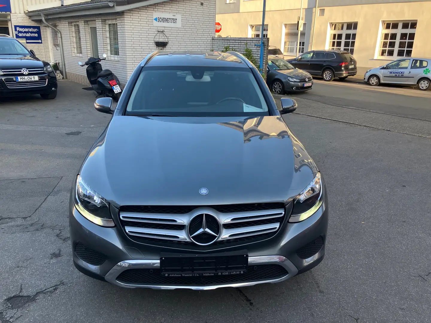 Mercedes-Benz GLC 220 d 4Matic 9G-TRONIC,Leder,AHK,Navi,el.Heckklappe, Grigio - 2