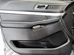 Ford Explorer photo Ford Explorer