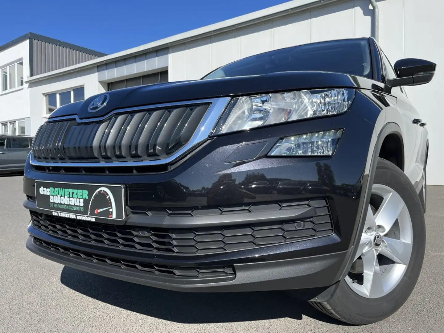 Skoda Kodiaq 1.5 TSI Ambition 189€ m. 20% Anzahlung AHK DAB N Schwarz - 1