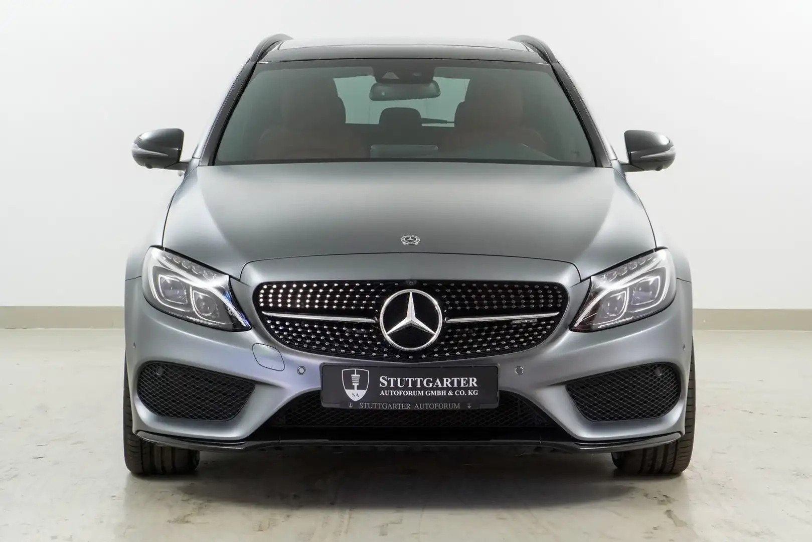 Mercedes-Benz C 43 AMG 4Matic 360K Pano AHK Perf-Abgas Keyless Gris - 2