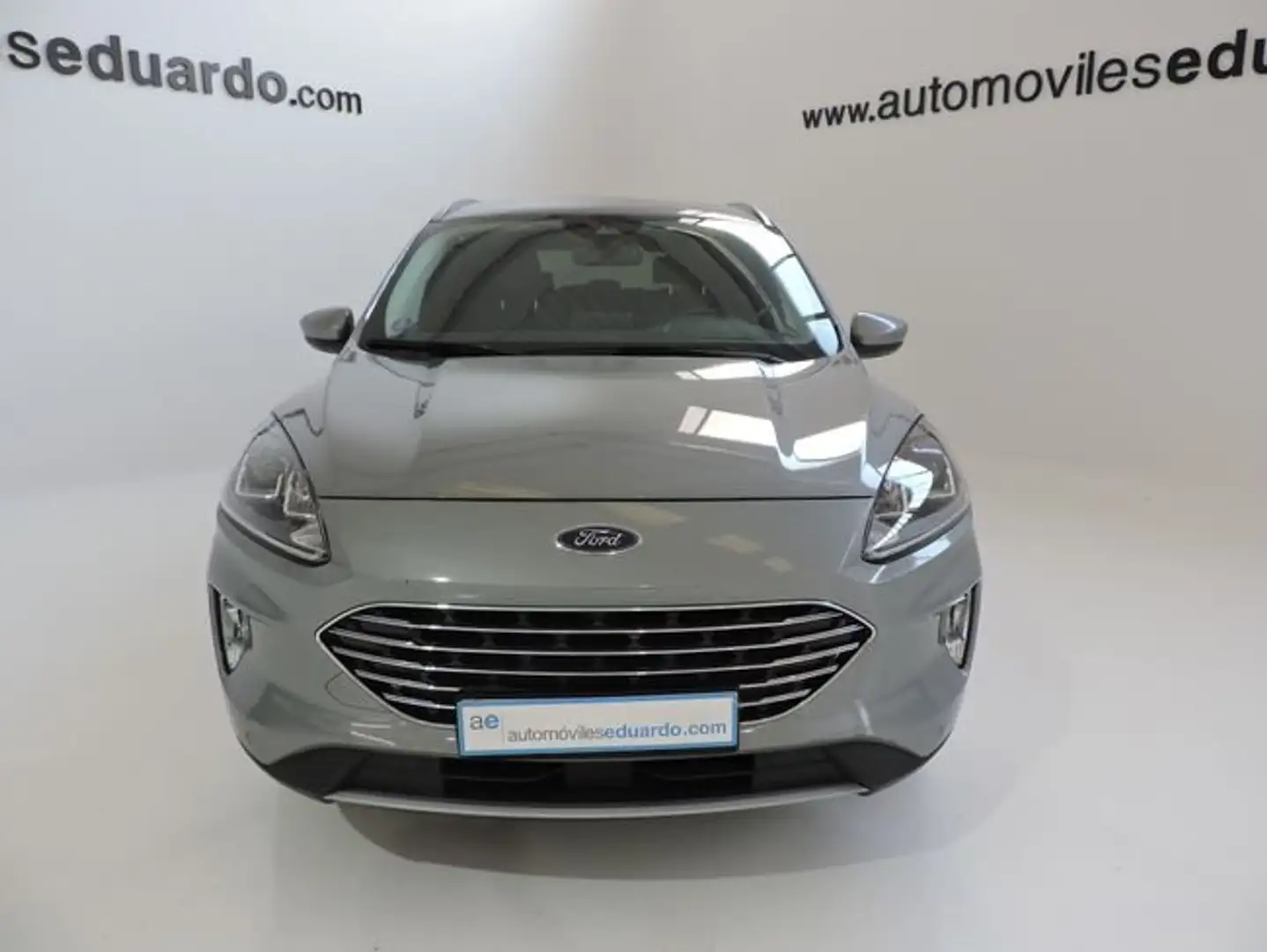 Ford Kuga 2.5 190 hybrid Flexifuel Pshift Titanium Gris - 2