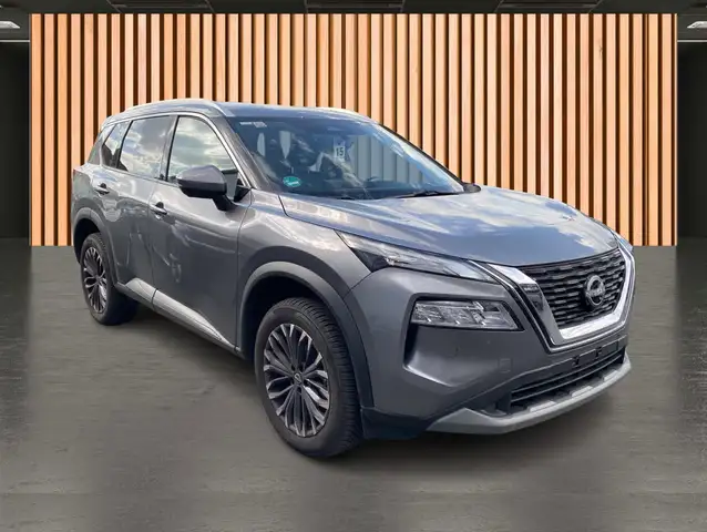 Nissan X-Trail view 6