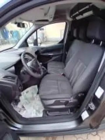 Ford Transit Connect view 8