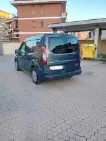 Ford Transit Connect view 12