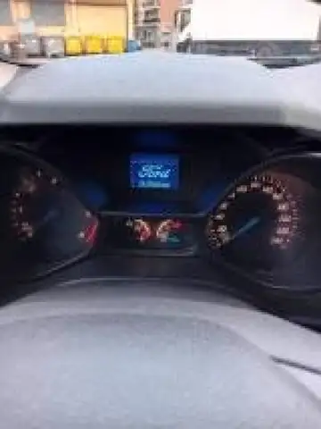 Ford Transit Connect view 10