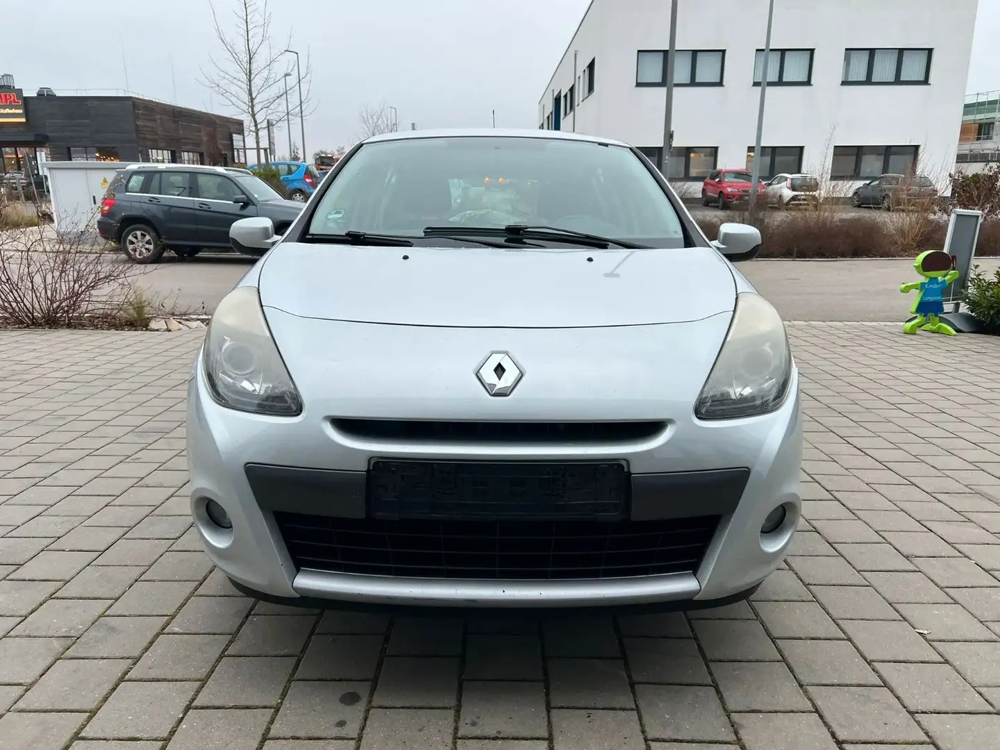 Renault Clio III Dynamique Grau - 2