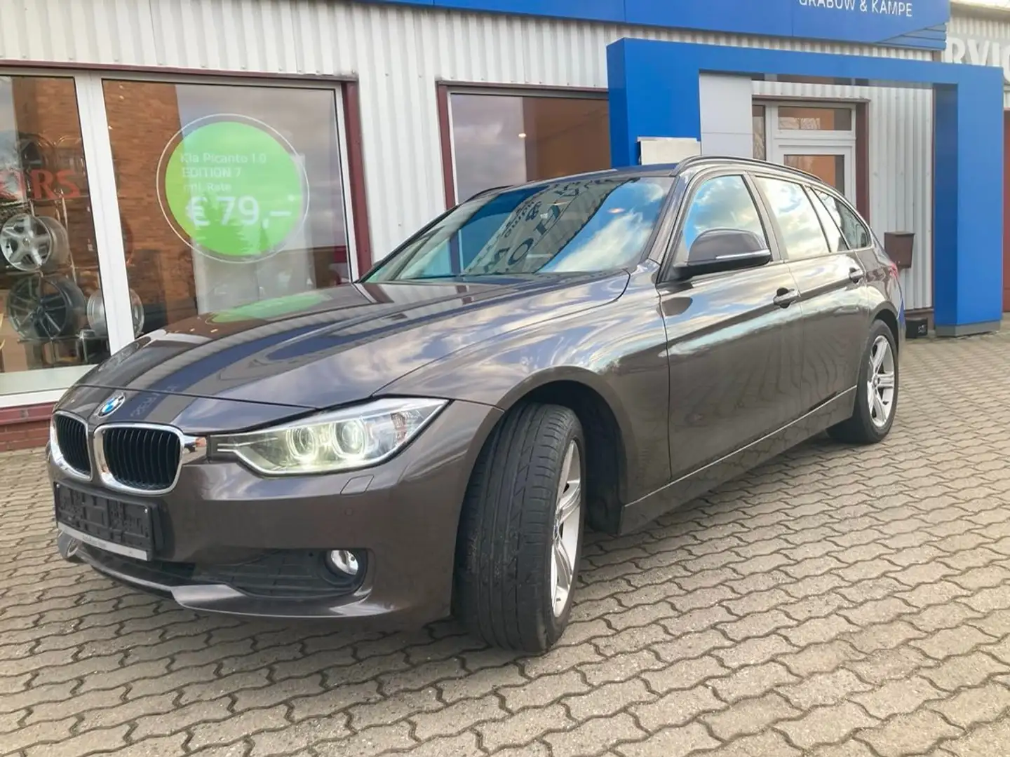 BMW 320 320 d Braun - 1