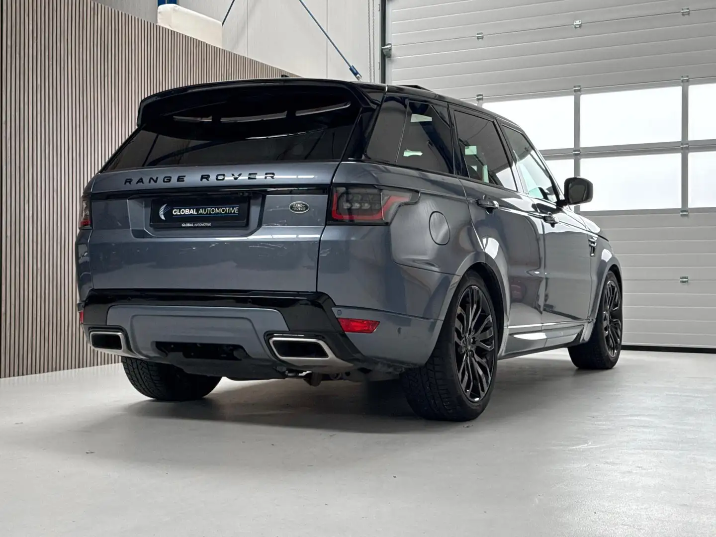 Land Rover Range Rover Sport P400e Autobiography Dynamic - PANORAMADAK - STOELV Grijs - 2