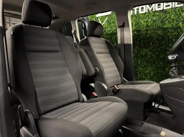 Opel Combo view 12