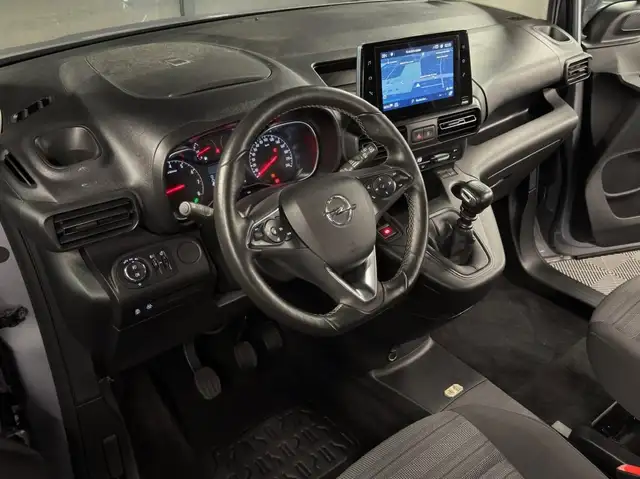Opel Combo view 10