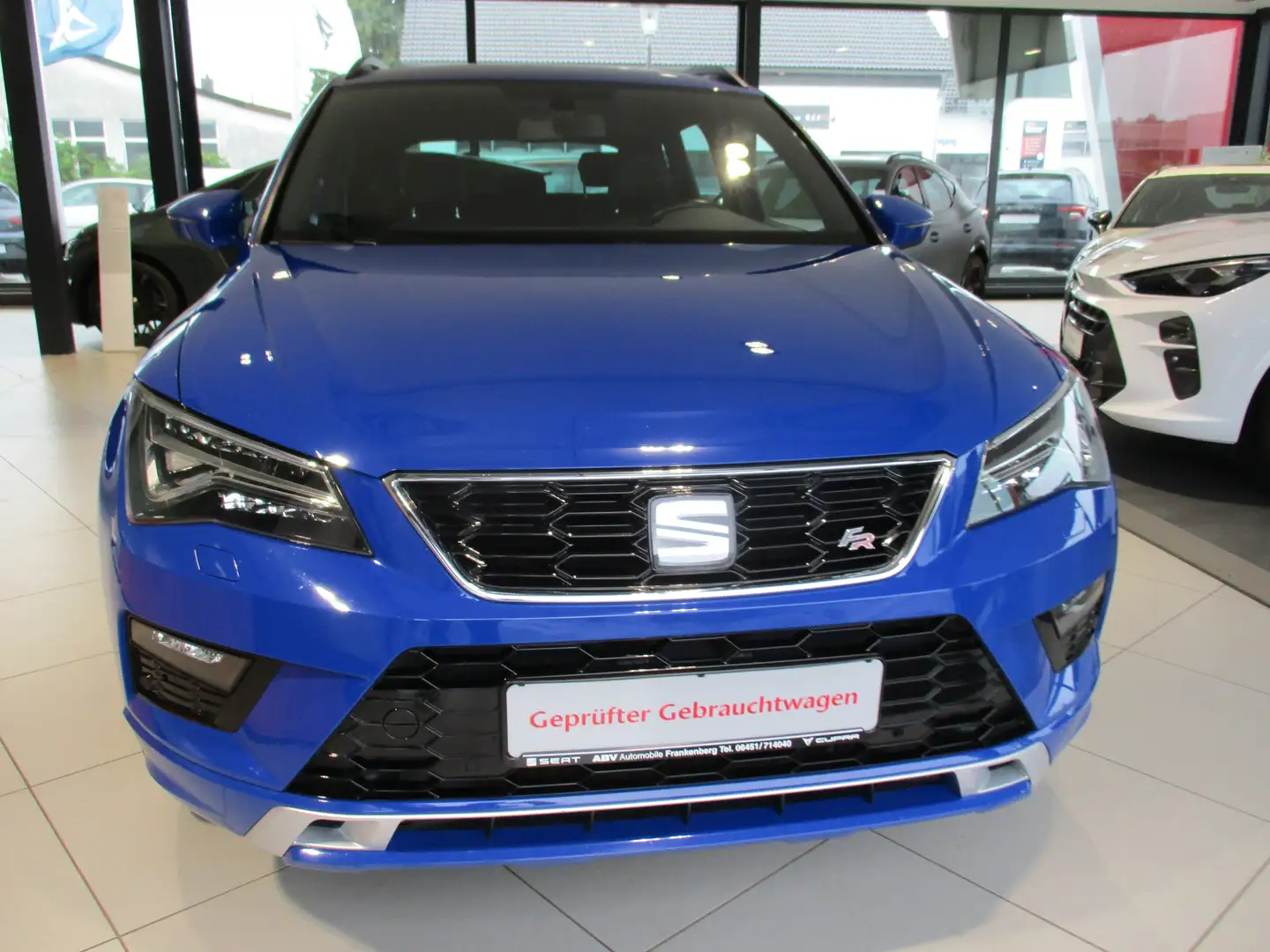SEAT Ateca 2.0 TSI 4Drive (Allradantrieb) DSG FR Bleu - 2