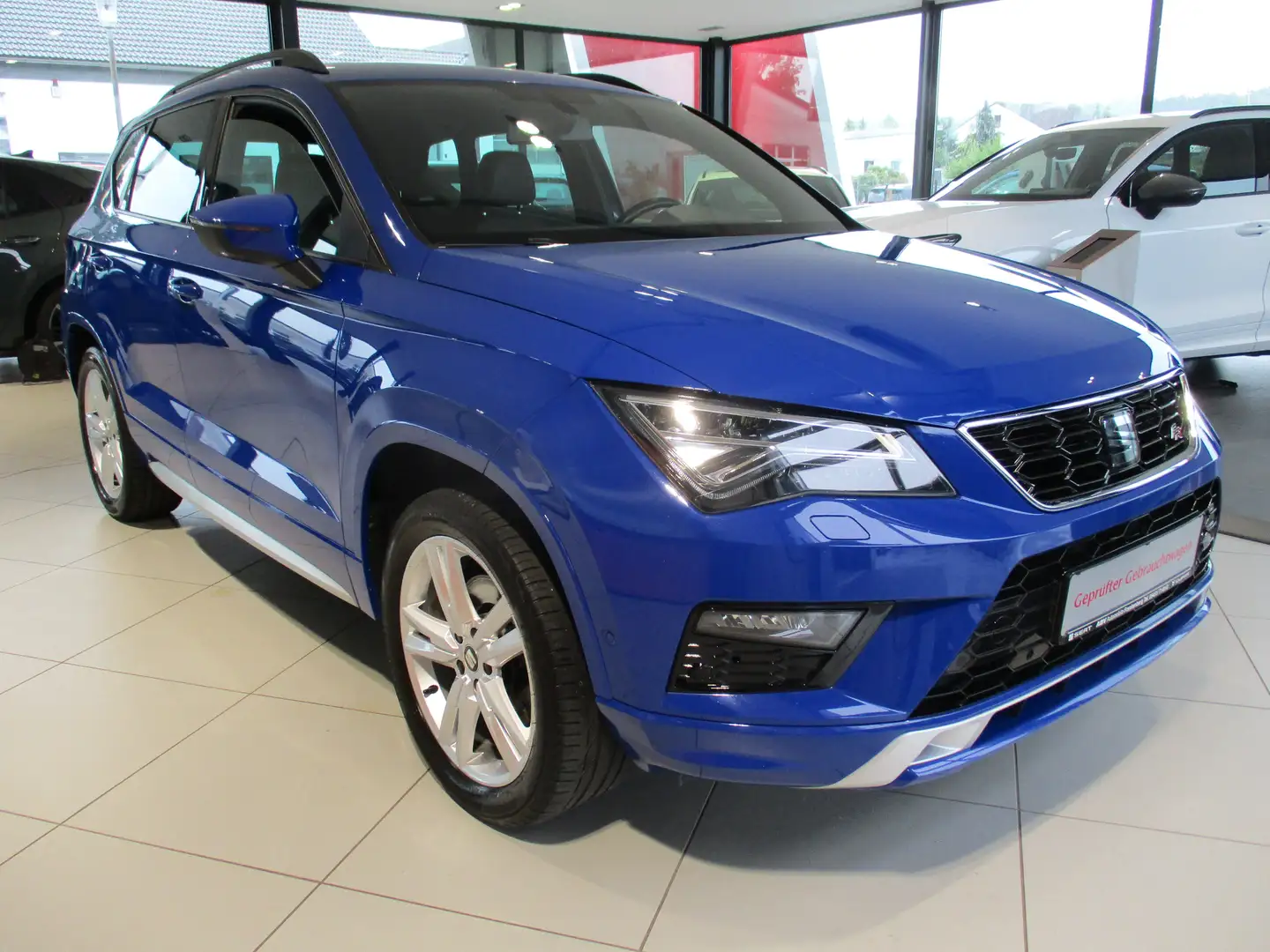 SEAT Ateca 2.0 TSI 4Drive (Allradantrieb) DSG FR Bleu - 1