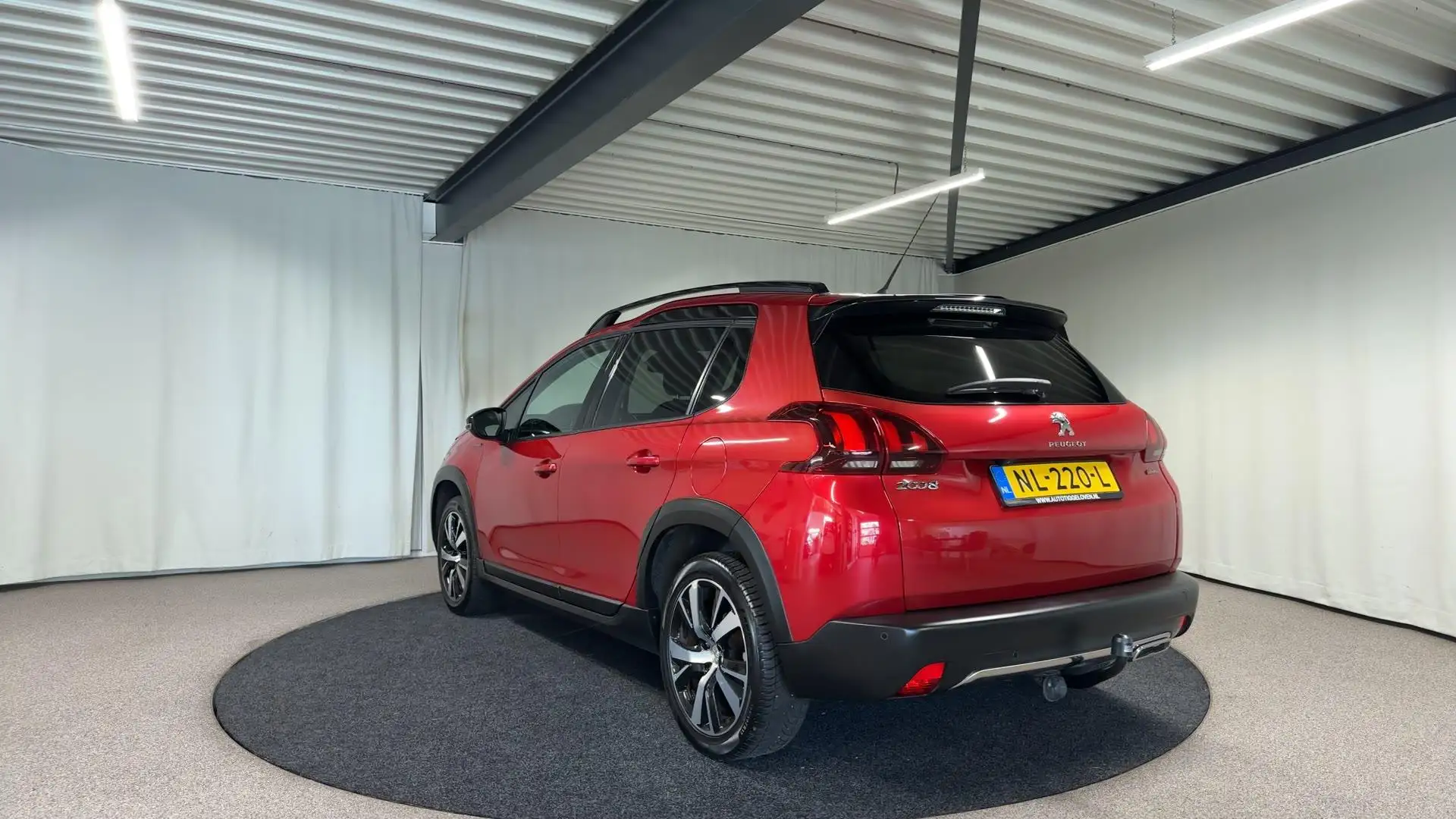 Peugeot 2008 1.2 PureTech GT-line 110 PK | Navi | Trekhaak | Pa Rouge - 2