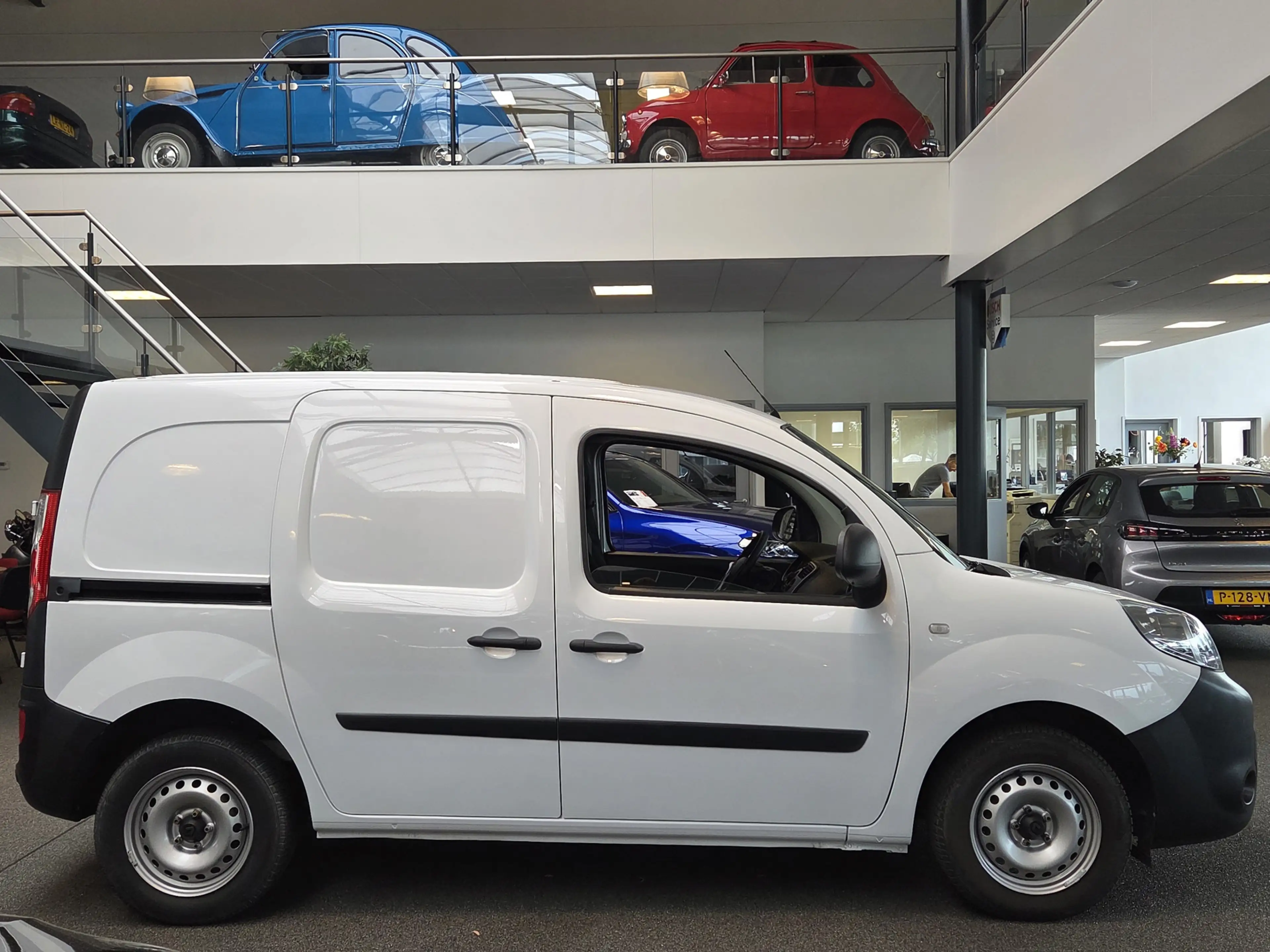 Renault Kangoo 1.5 Blue dCi 80 Comfort / Carplay / Trekhaak / PDC — photo 6