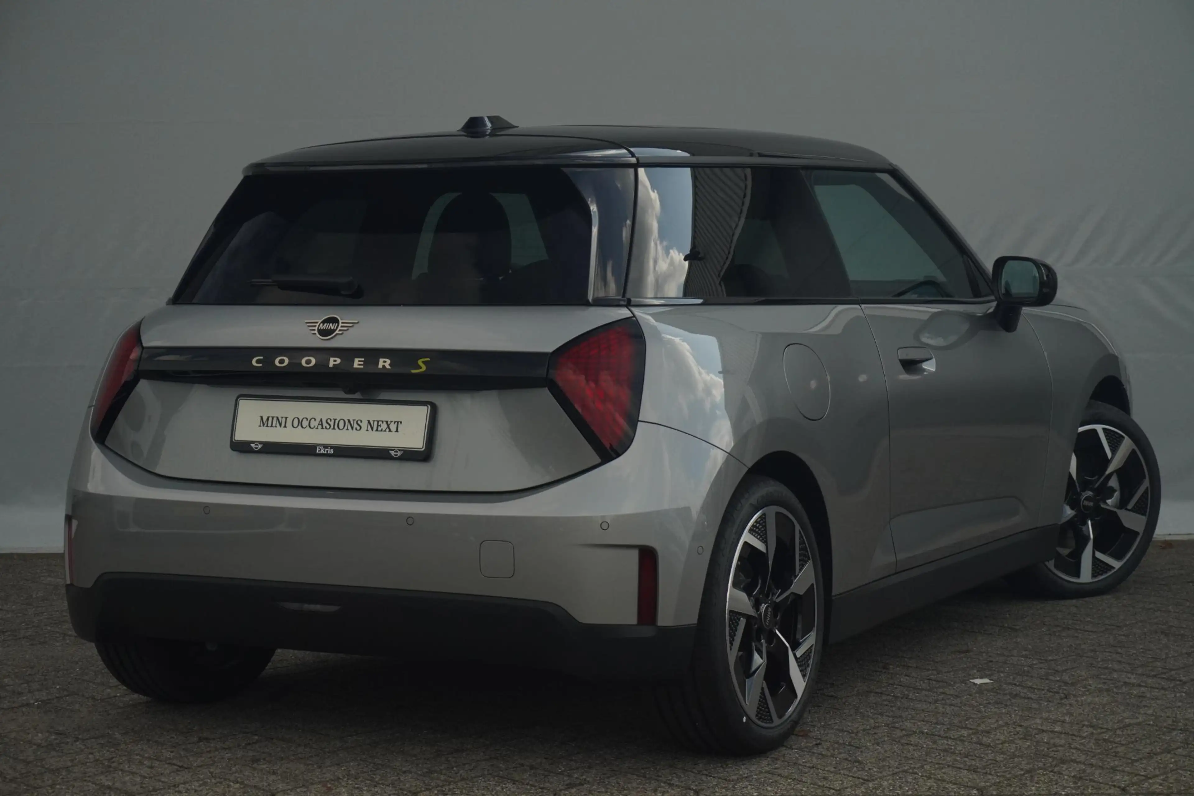 MINI Cooper SE 3-deurs | Panorama Dak | Stoelverwarming | Sportst — photo 2