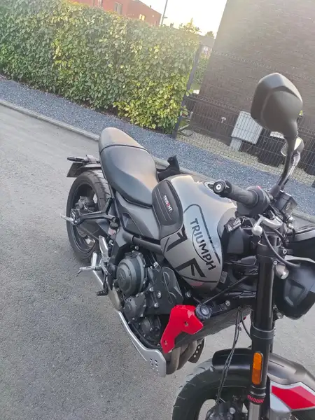 Triumph TRIDENT 660 - foto 3