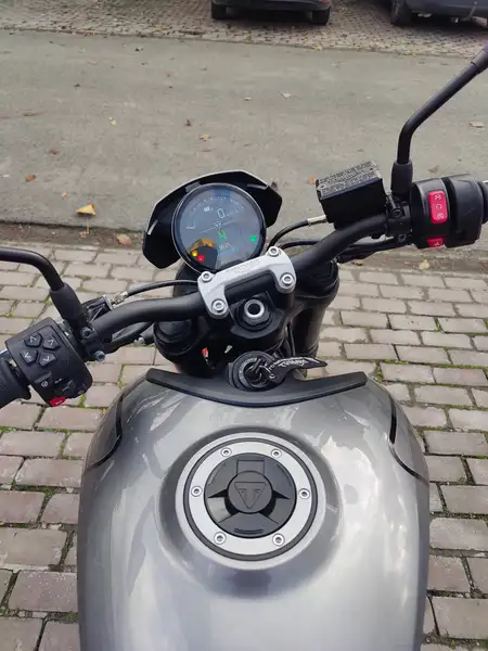 Triumph TRIDENT 660 - foto 5