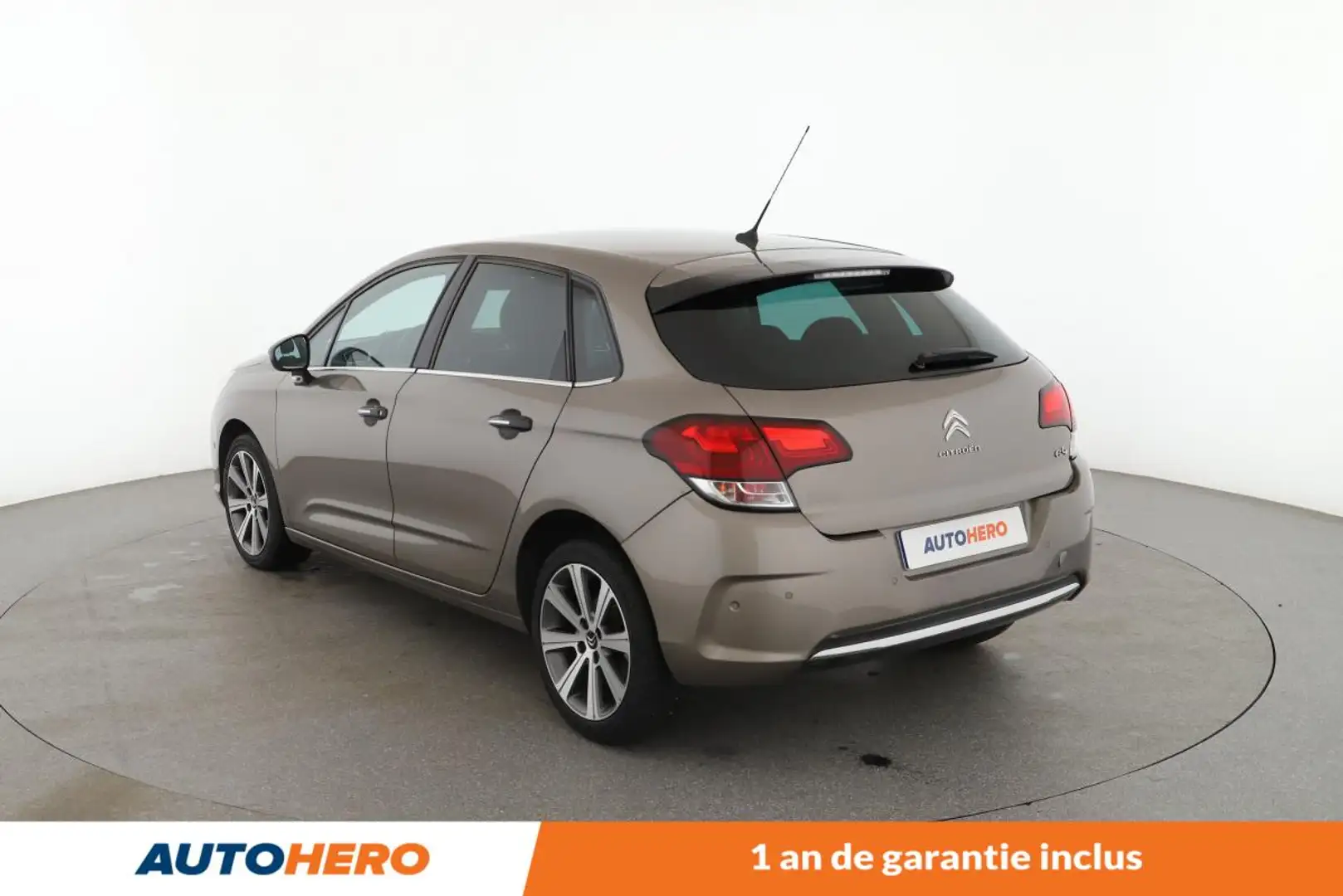 Citroen C4 1.6 Blue-HDi Shine EAT6 120 ch Gris - 2