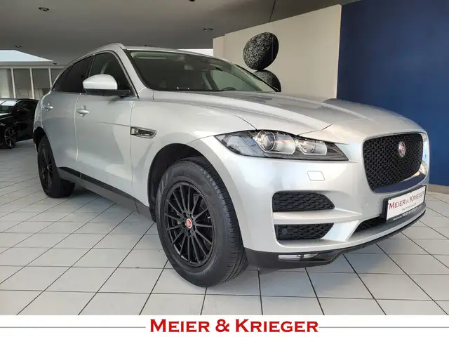 Jaguar F-Pace Prestige E-Performance/Panorama/Leder
