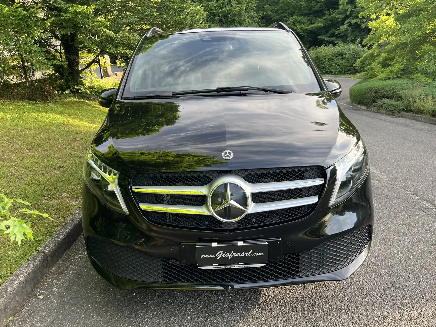 Mercedes-Benz V Extra Long 300 d Premium 4matic auto + IVA Noir - 2