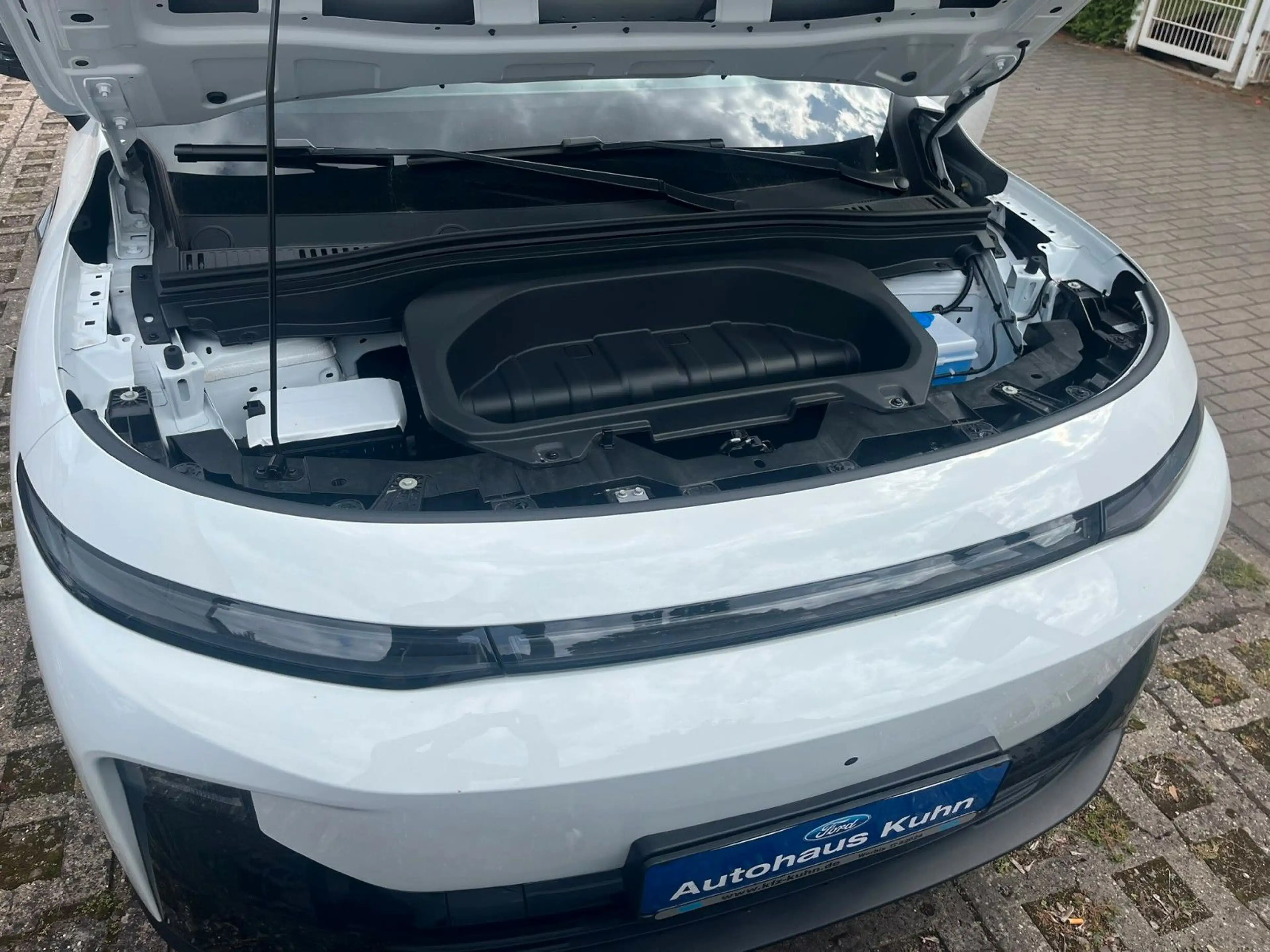 Leapmotor B10 Design Pro Max,Wärmep.gr.Akku67kw/h,Sitzbelü — photo 15