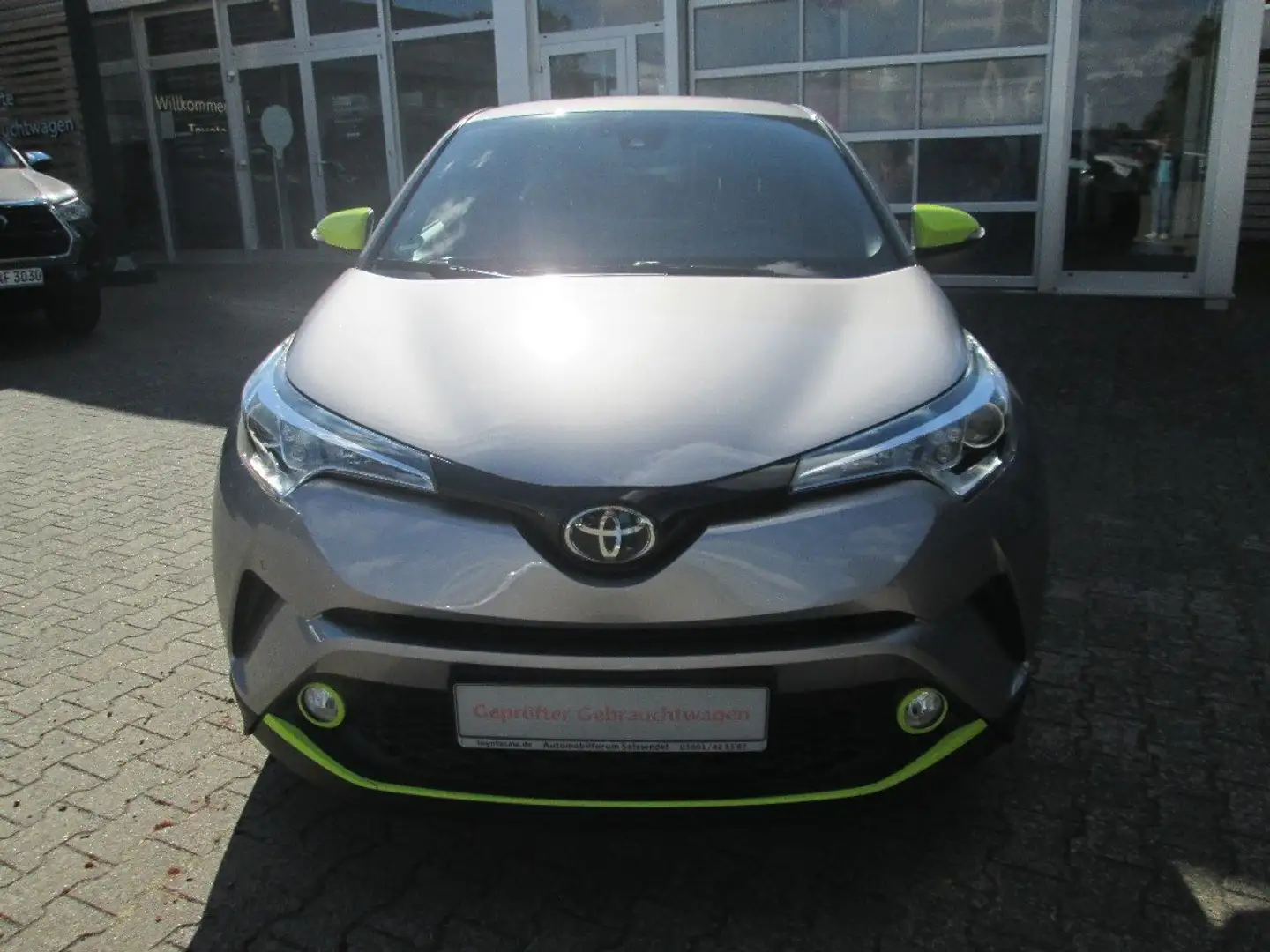 Toyota C-HR C-HR 1.2 Turbo Lounge Silber - 2