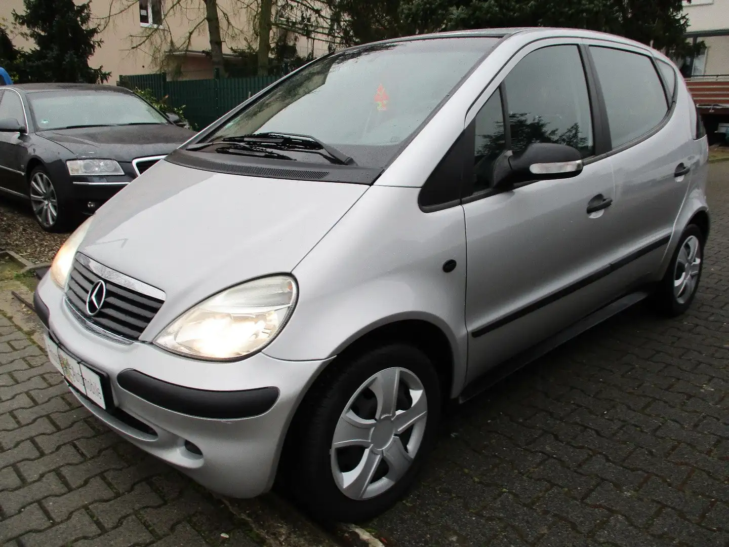 Mercedes-Benz A 160 CLASSIC Lang*Klima* Plateado - 2