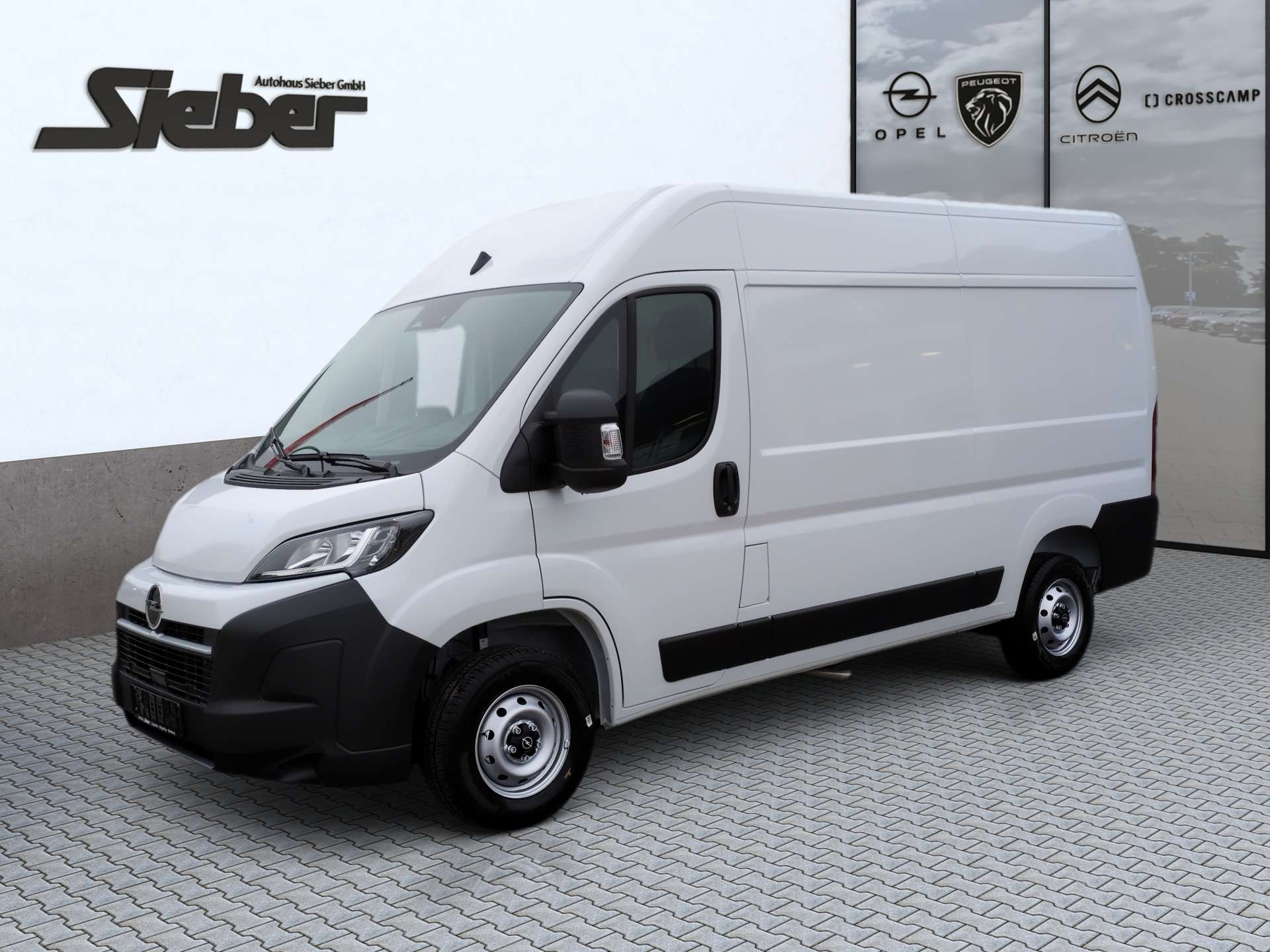 Opel Movano