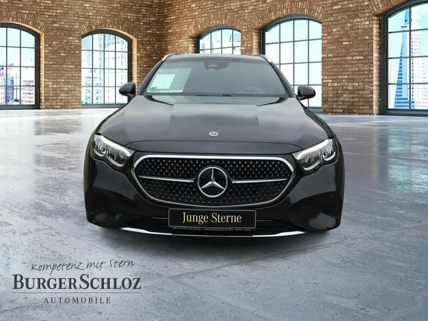 Mercedes-Benz E 220 d T Avantgarde SpurW W-Paket PDC SHZ LED Grau - 2