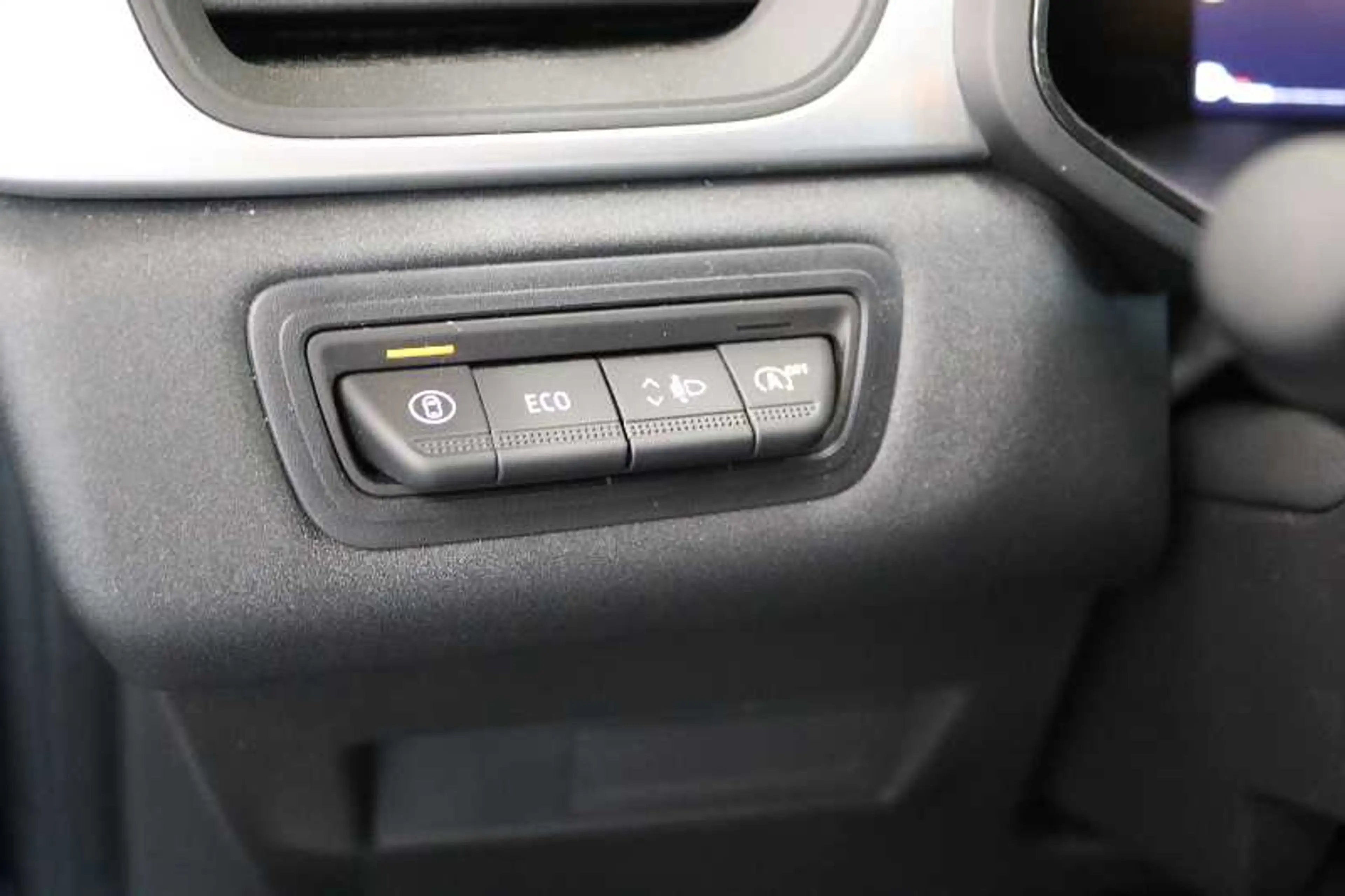Mitsubishi Grandis Diamant PLUS 1.3 T-Benziner 7-DCT — photo 8