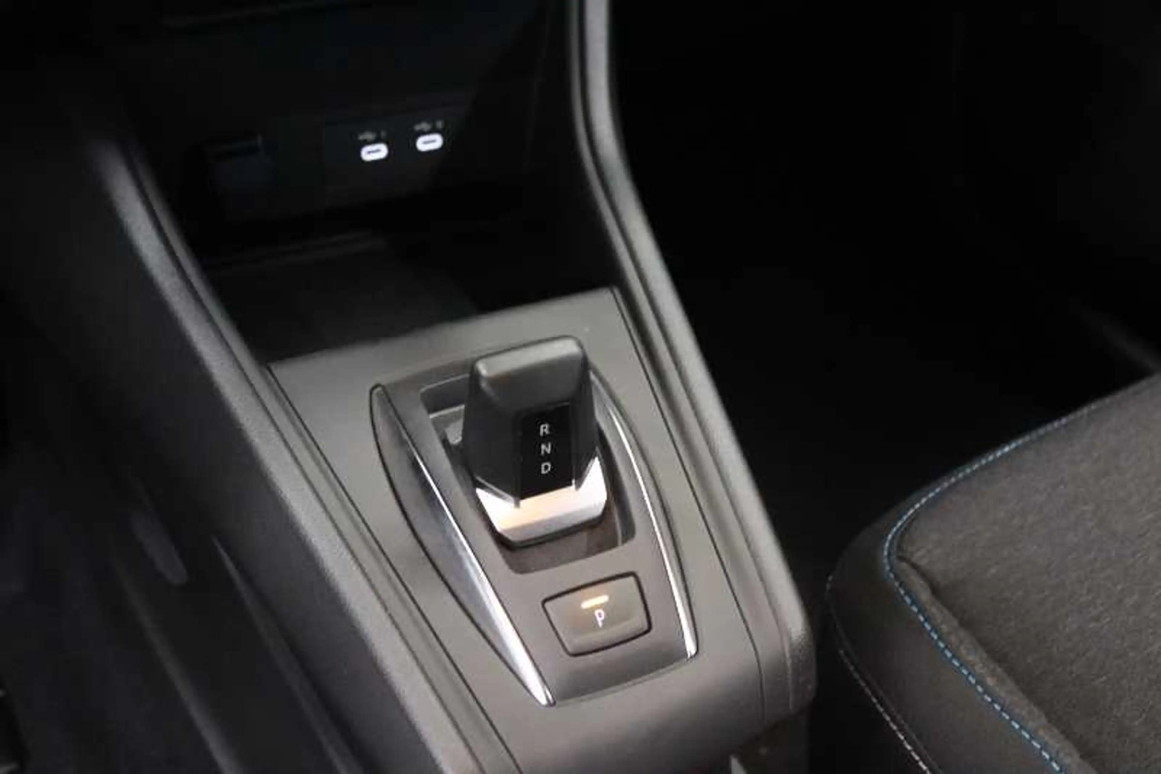 Mitsubishi Grandis Diamant PLUS 1.3 T-Benziner 7-DCT — photo 11