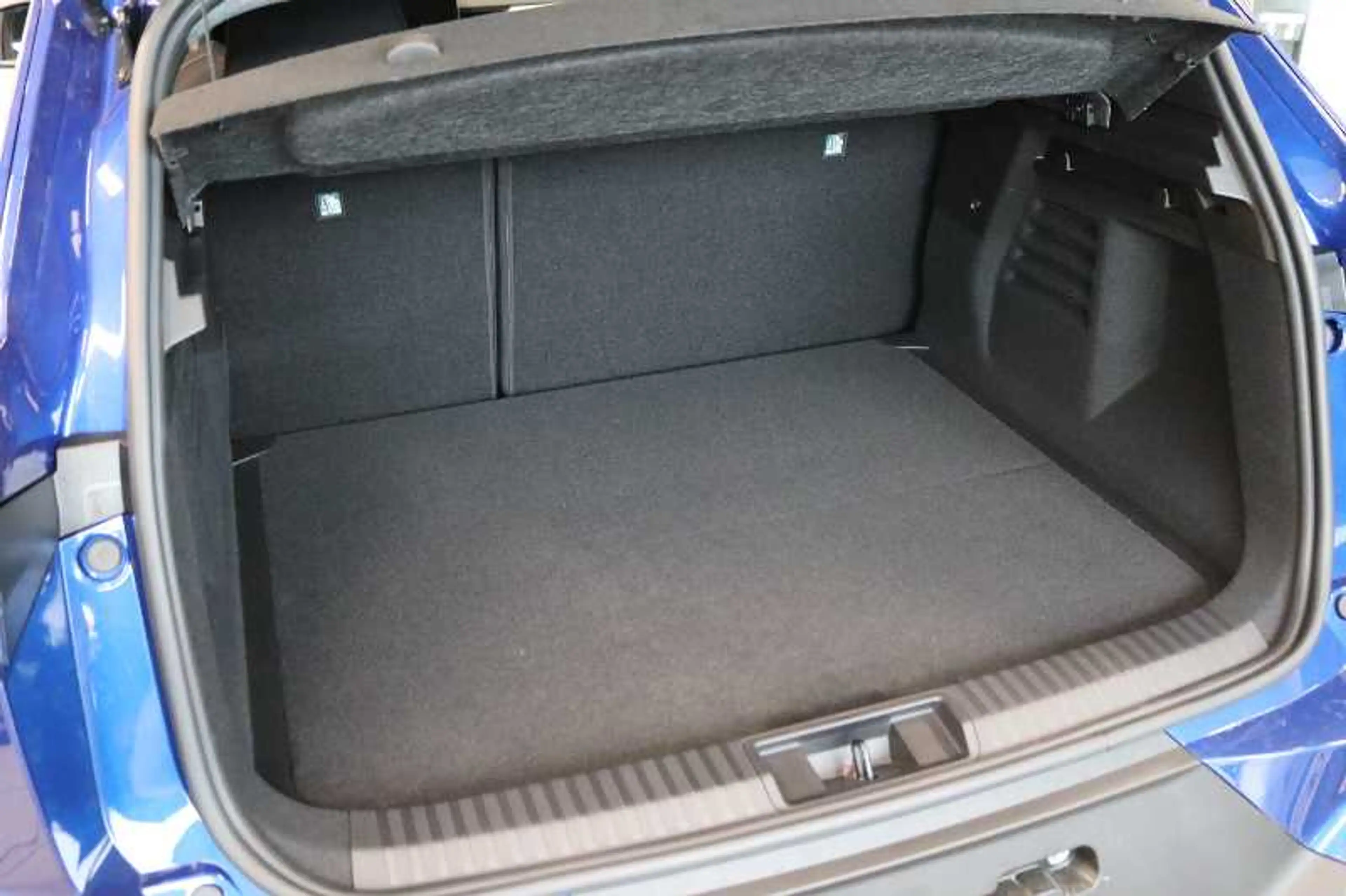 Mitsubishi Grandis Diamant PLUS 1.3 T-Benziner 7-DCT — photo 5