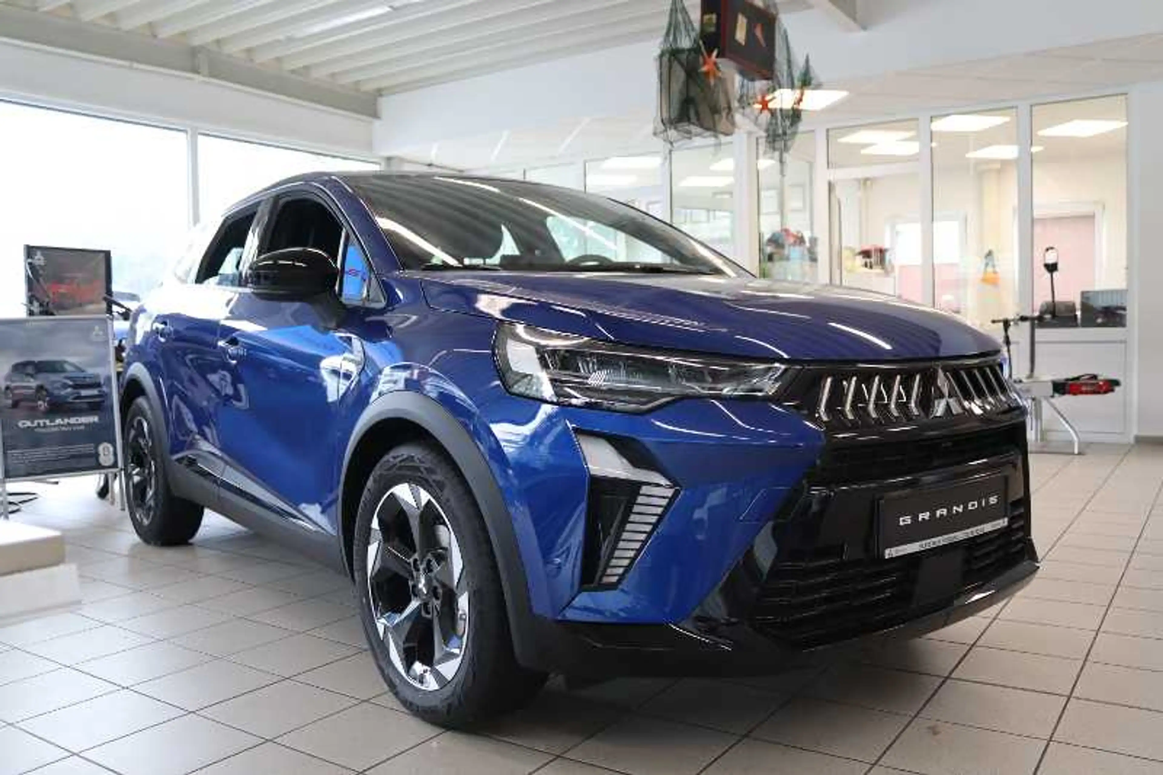 Mitsubishi Grandis Diamant PLUS 1.3 T-Benziner 7-DCT — photo 3
