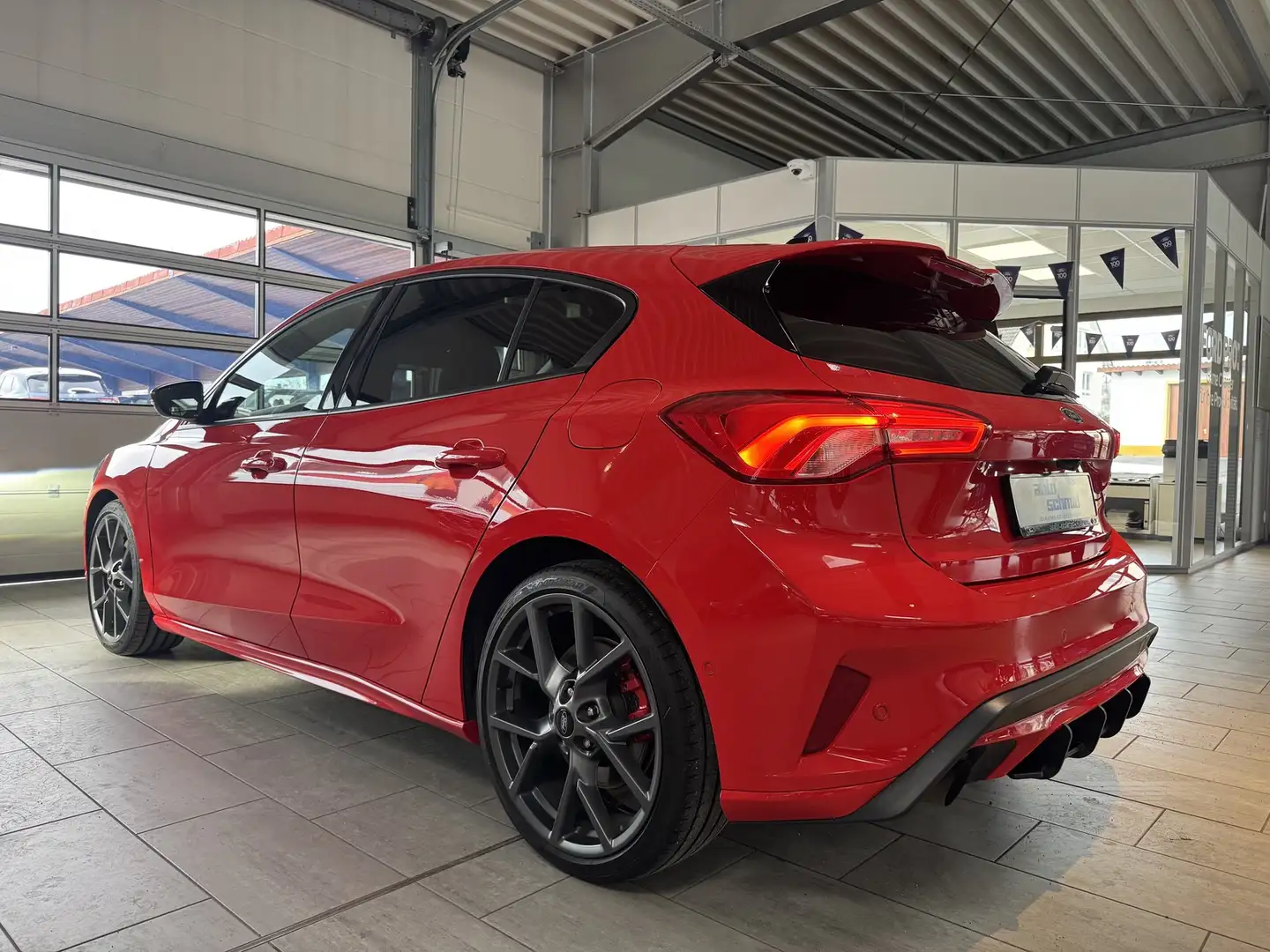 Ford Focus ST LED + Pano.-Schiebedach + abnehmb. AHK Rot - 2