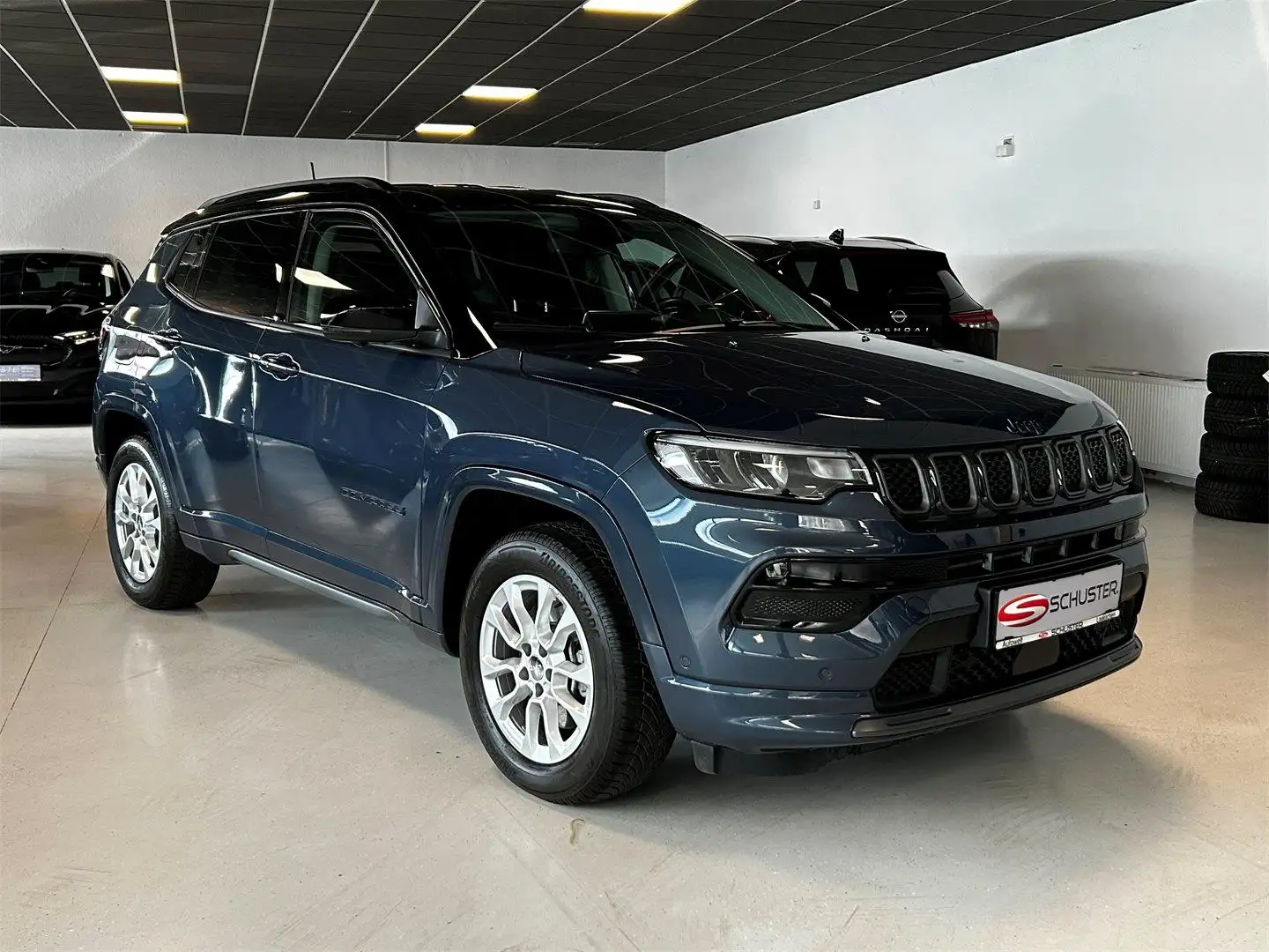 Jeep Compass 1.3 PHEV S 240 PS AT 4xe Blau - 1