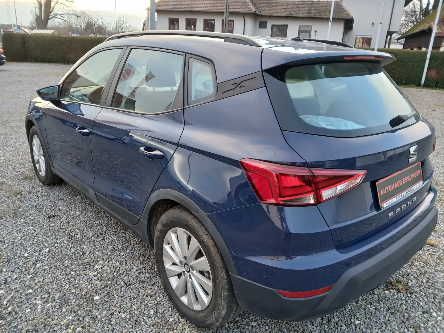 SEAT Arona Arona 1.0 Eco TSI Blauw - 2