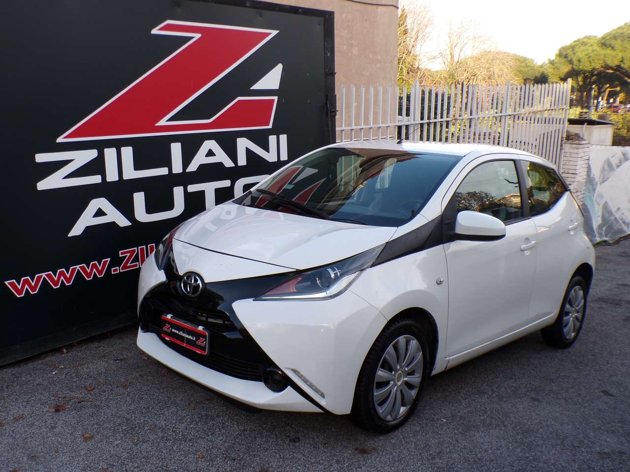 Toyota Aygo 5p 1.0 BLUETOOTH..CRUISE..RETROCAMERA..