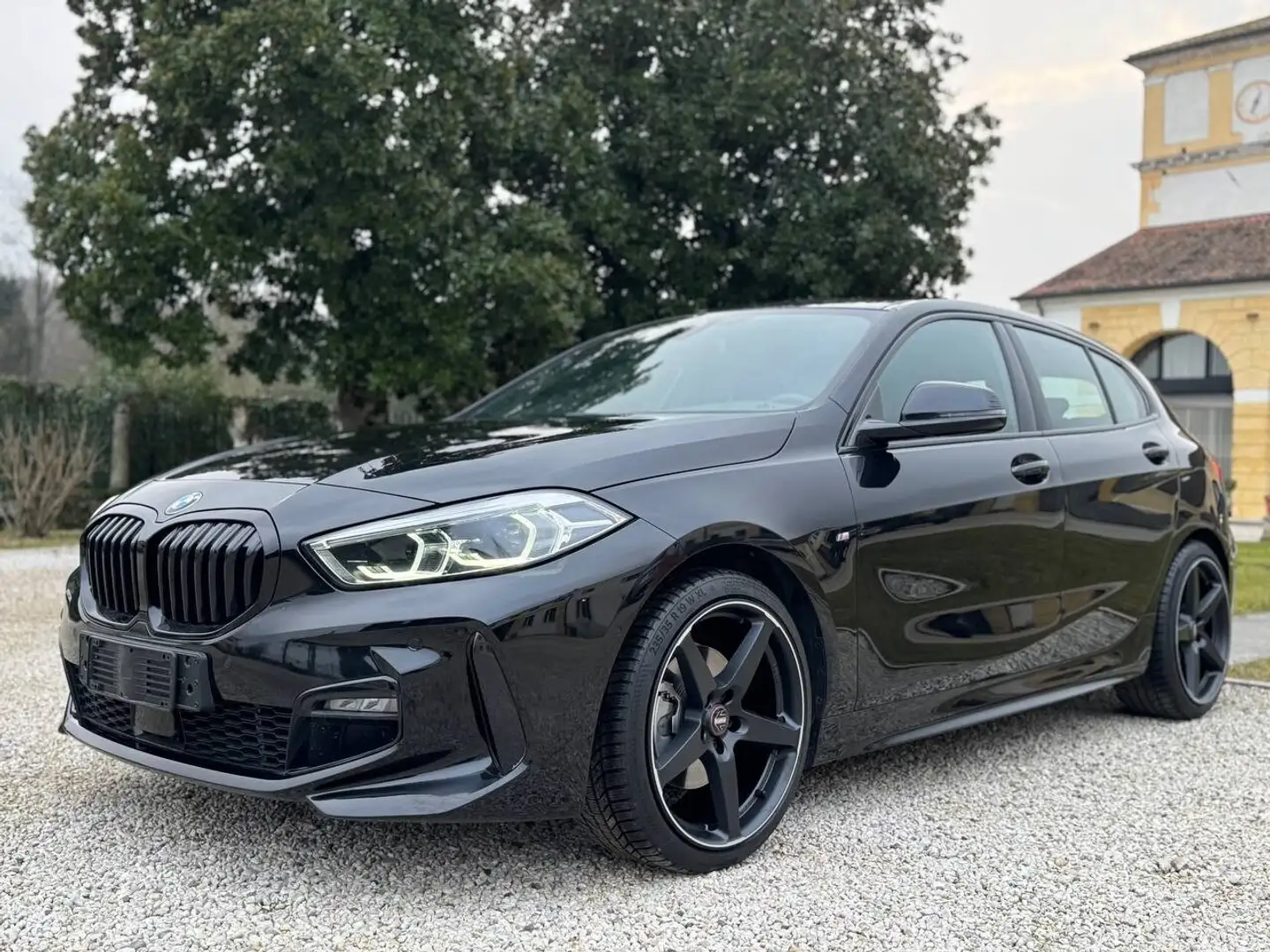 BMW 118 118d 5p. Msport Negro - 1