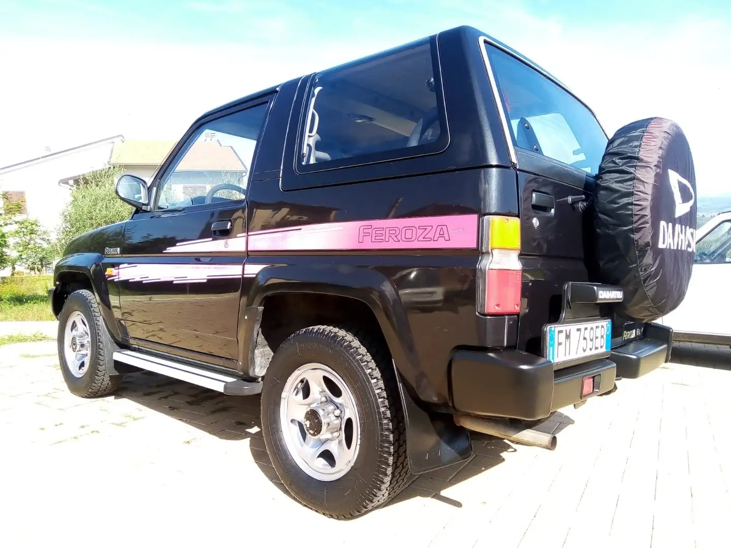 Daihatsu Feroza 1.6i EL-II 4x4 Černá - 1