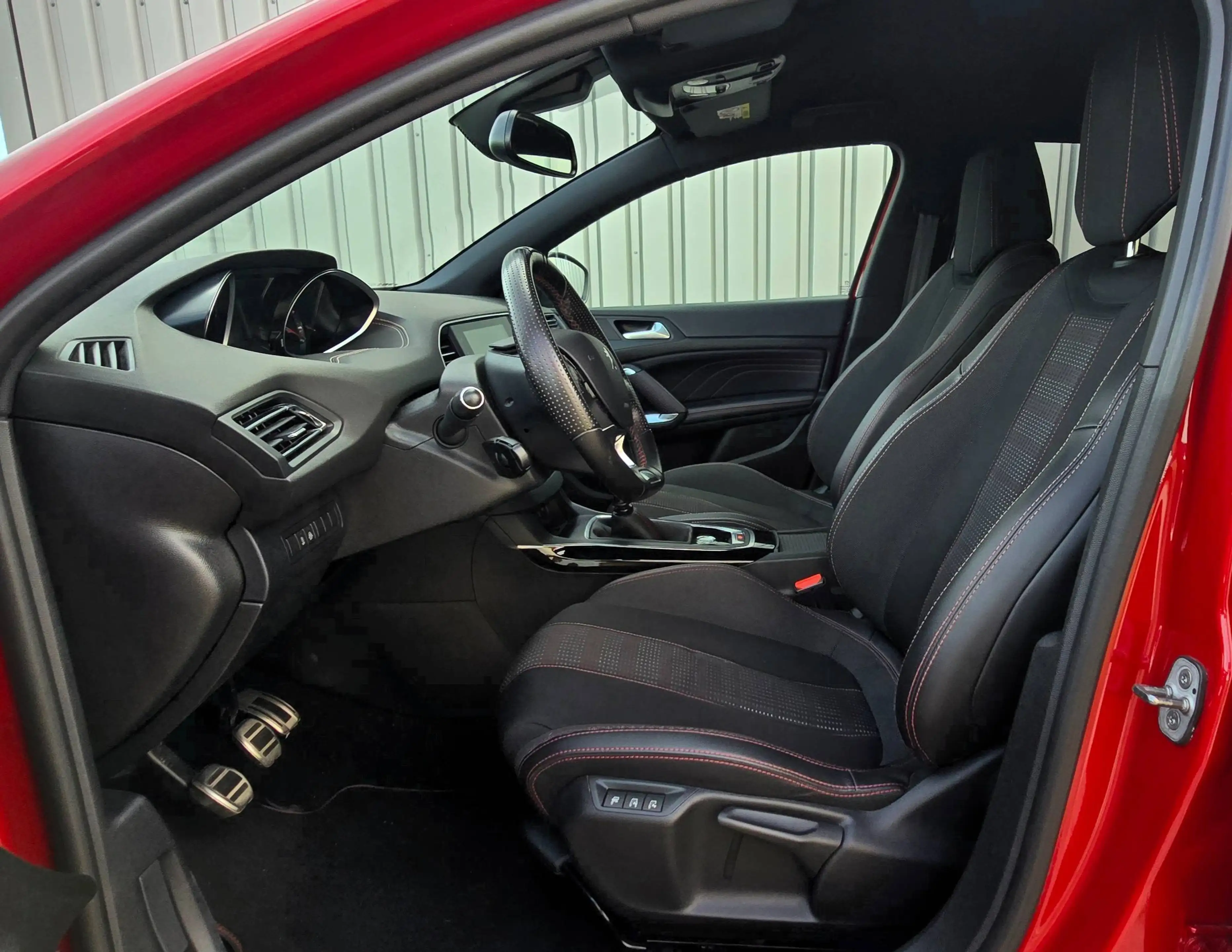 Peugeot 308 308 GT Line / Scheckheftgepflegt / Top Ausstattung — photo 10