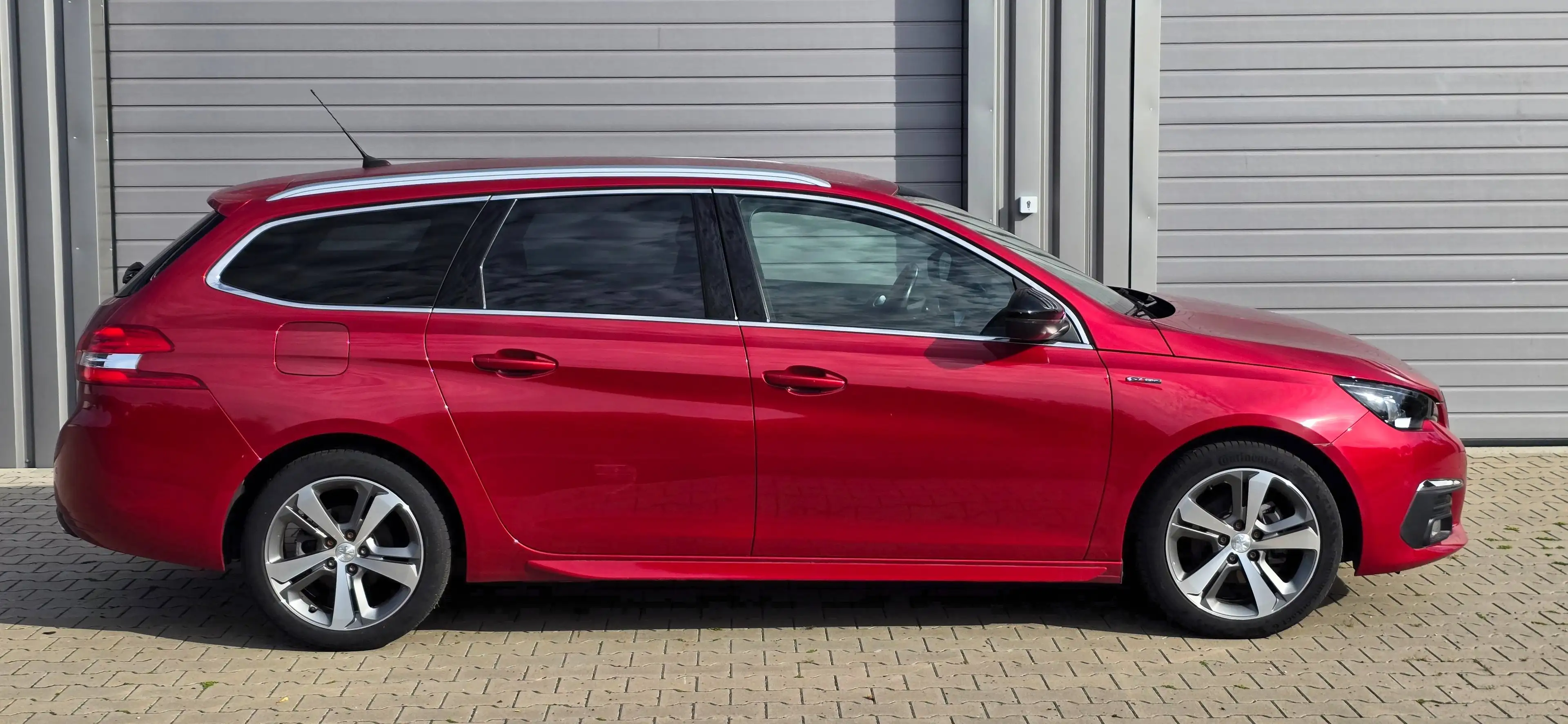 Peugeot 308 308 GT Line / Scheckheftgepflegt / Top Ausstattung — photo 5