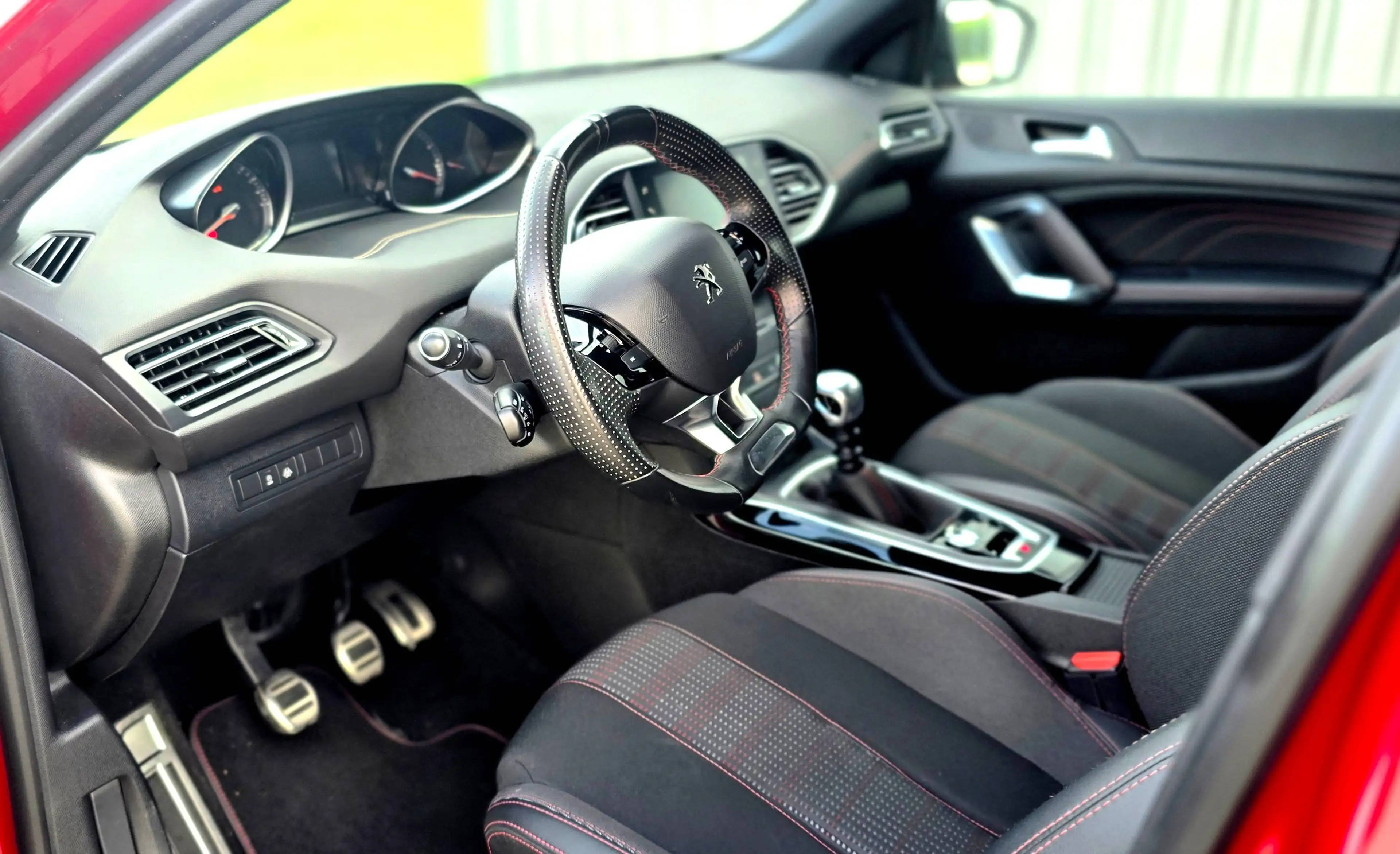 Peugeot 308 308 GT Line / Scheckheftgepflegt / Top Ausstattung — photo 11