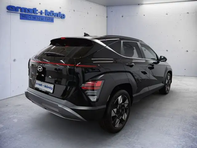 Hyundai Kona view 3