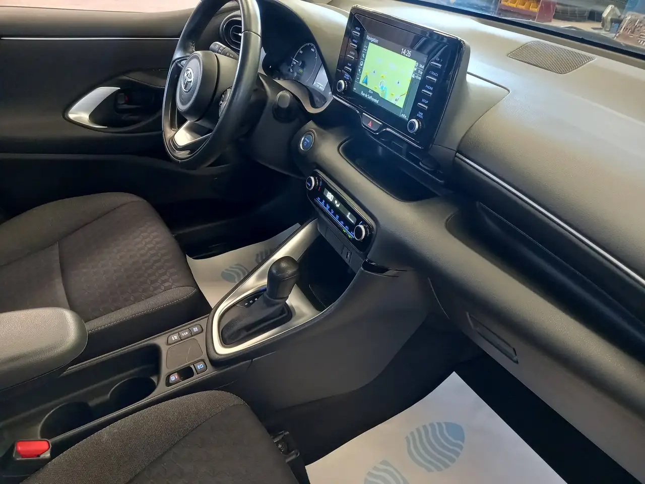 Toyota Yaris Yaris — photo 7