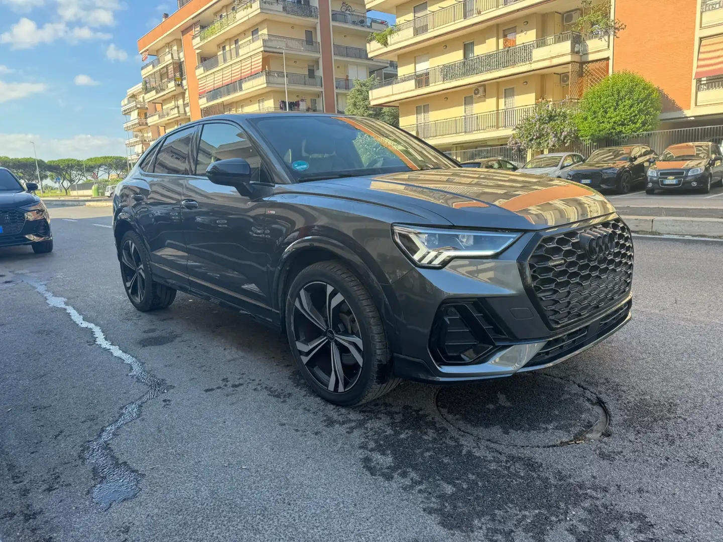 Audi Q3 SPB 40 TDI quattro S tronic S.LINE led navi camera Grigio - 2