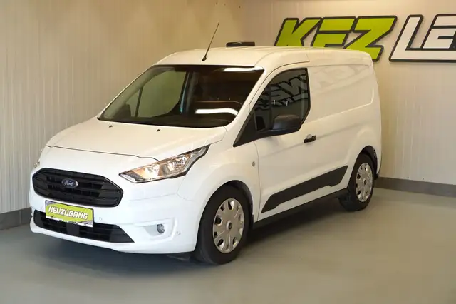 Ford Transit Connect view 11